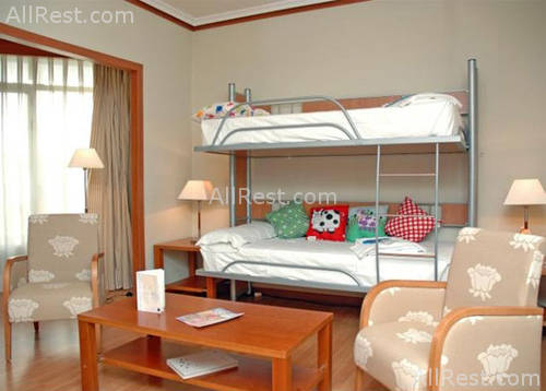 Tryp Menfis 8